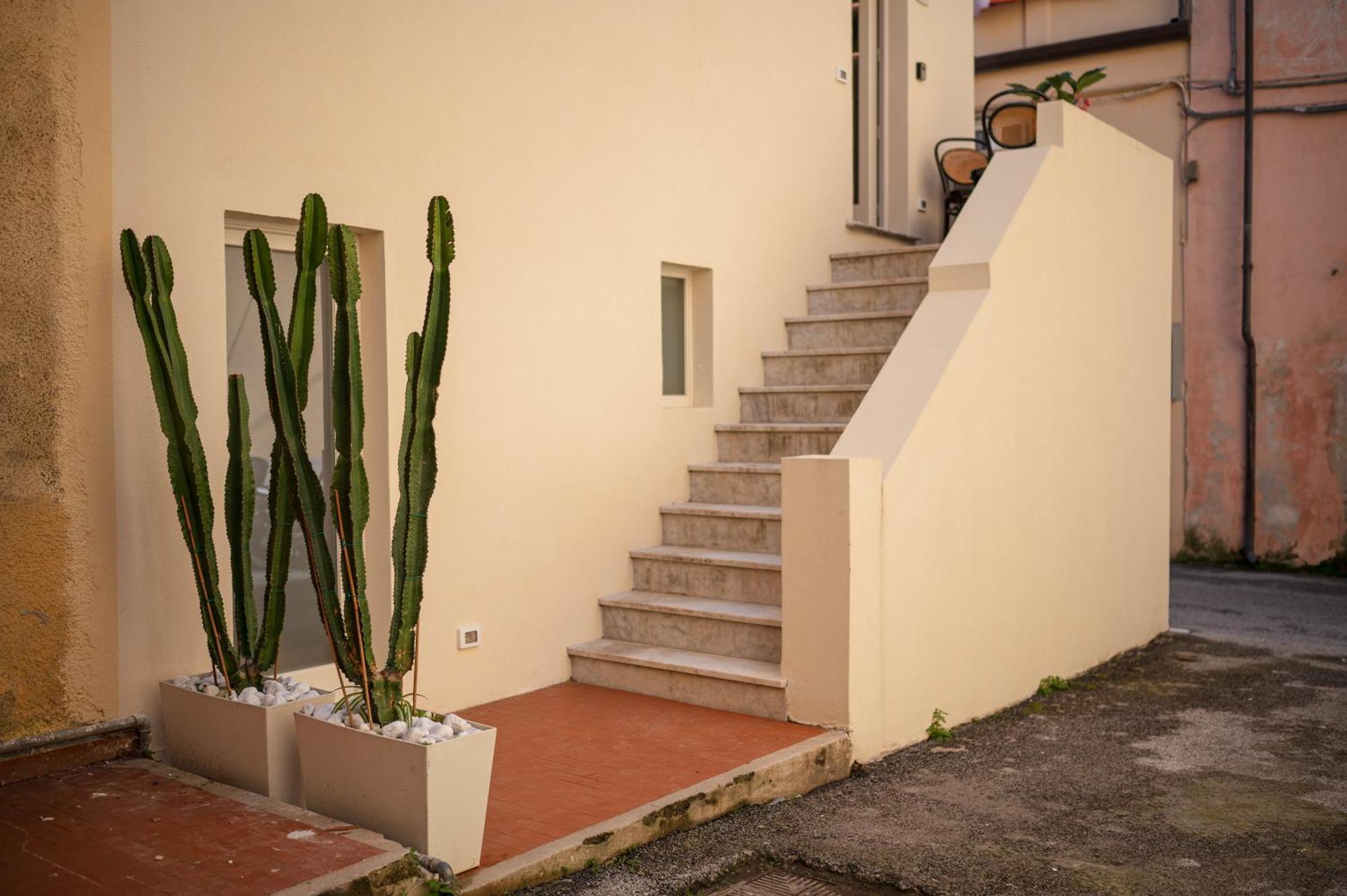 Ferienwohnung Saliscendi Pietrasanta Exterior foto